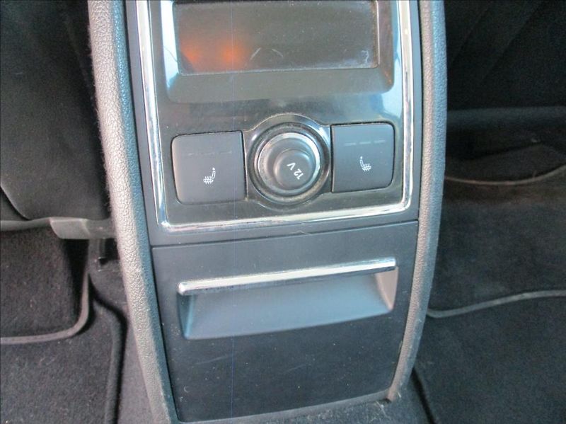 Škoda Superb 2,0 TDi, Eleg.aut,klim s.kn,CZ - fotka 26 z 44