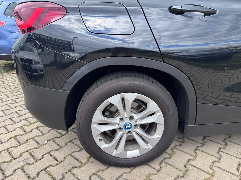 BMW X2 (2022) 4X4 25E 1,5i 162KW ZÁRUKA DPH - fotka 16 z 50