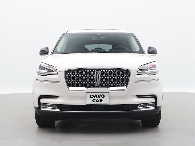 Lincoln Aviator 3,0 EvoBoost V6 AWD CZ - fotka 2 z 43