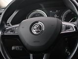 Škoda Superb (2018) Laurin&Klement 2.0 TDI, 4X4 - náhled 16