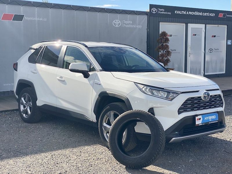 Toyota RAV4 2,5HSD, ČR, Comfort Style, 4x4 - fotka 1 z 15