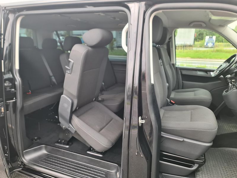 Volkswagen Transporter (2016)  CARAVELLE T6 2.0 TDi OLOMOUC - fotka 14 z 86