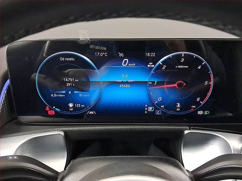 Mercedes-Benz GLB (2023) 200 d 4MATIC - fotka 11 z 23