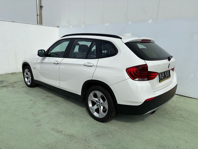 BMW X1 18i, 110kW, sDrive, Automat - fotka 4 z 21