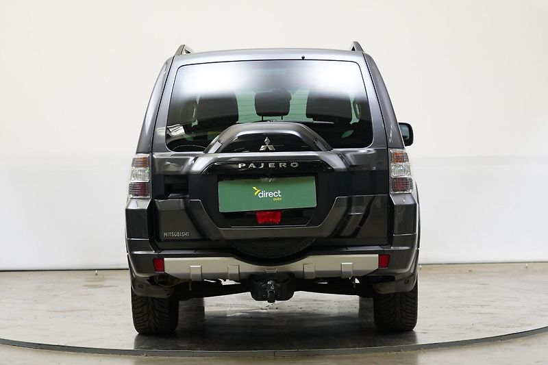 Mitsubishi Pajero - fotka 6 z 26