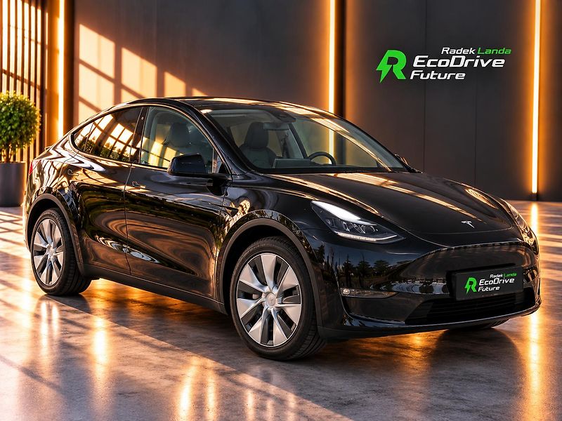 Tesla Model Y (2021) Dual Motor 4×4 - fotka 1 z 8