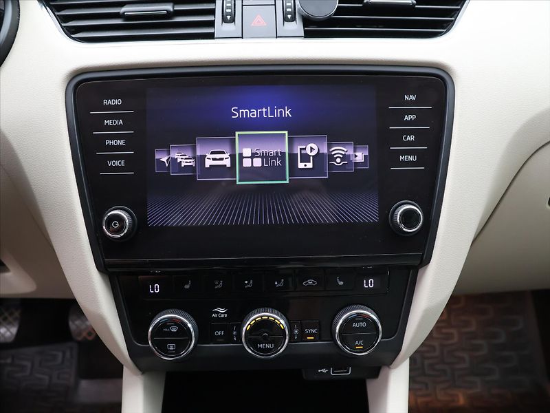 Škoda Octavia 1,4 TSI 110 kW Style - fotka 19 z 28