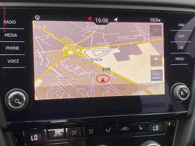 Škoda Octavia (2019) 1.5 TSi, Style, DSG, LED - fotka 17 z 18