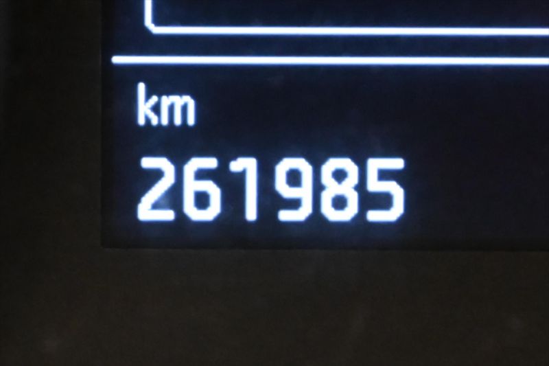 Škoda Superb 2,0 TDI 110 kW DSG Ambition Zá - fotka 17 z 29