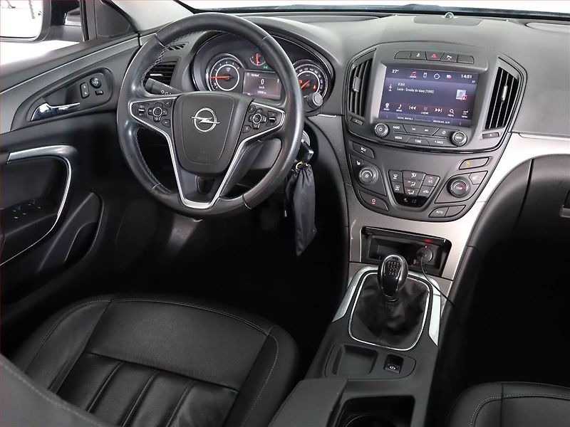 Opel Insignia (2017) 1.6 CDTI, Navi, Xenony - fotka 7 z 25