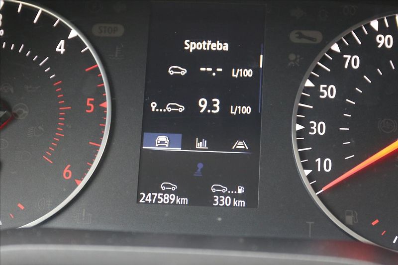 Renault Trafic 2,0 1.maj. ČR,DPH, 8míst - fotka 28 z 48