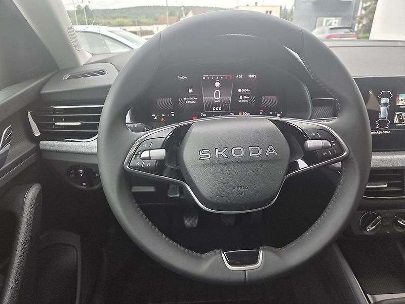 Škoda Scala Classic 1,0TSI 85kW - fotka 9 z 13