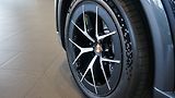 Porsche Cayenne Electric 360 Pano Display spol - náhled 3