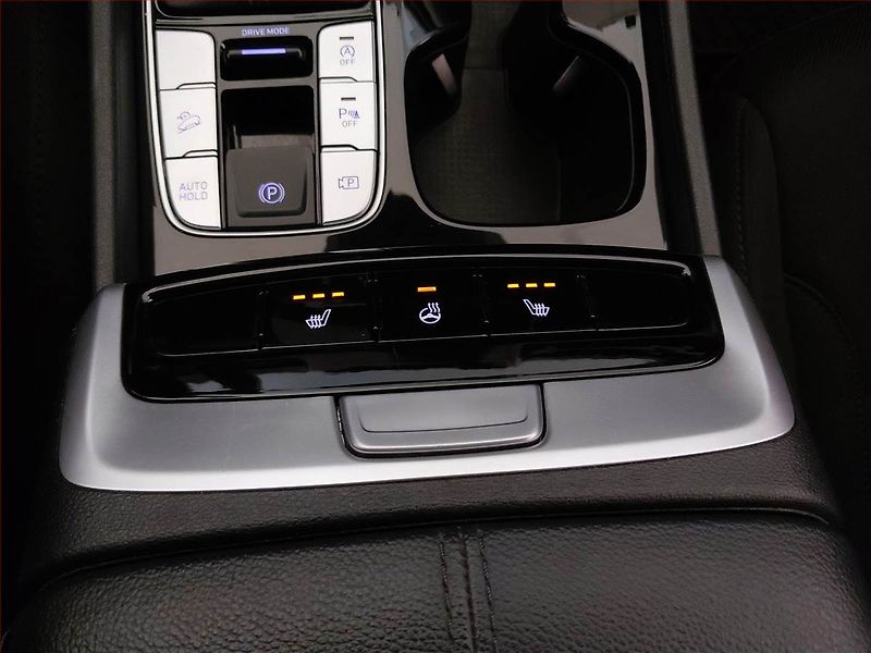 Hyundai Tucson (2021) 1.6 T-GDI 48V MHEV - fotka 16 z 22