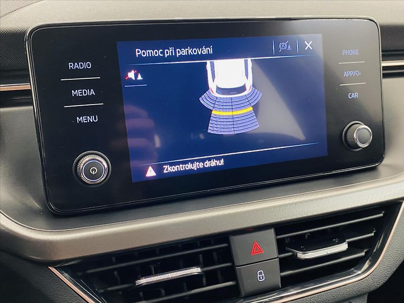 Škoda Kamiq 1,0 TSI 81kW Style - fotka 16 z 25