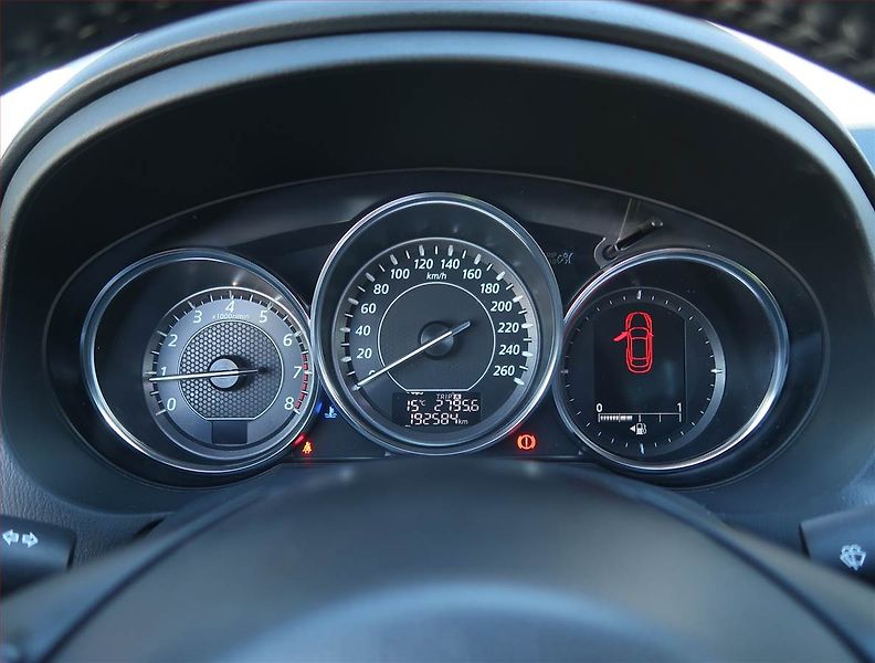 Mazda 6 (2013) 2.0 Skyactiv-G, Navi, Tempomat - fotka 11 z 20