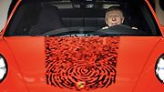Gijs van Lennep za volantem dárku k narozeninám od automobilky Porsche. Foto Se svolením Porsche