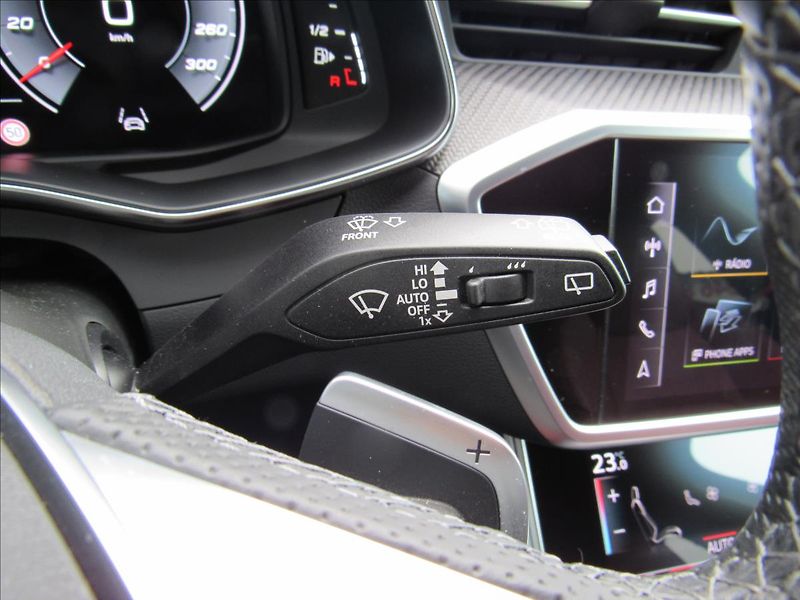 Audi S6 3,0 TDI 253kW Avant Quattro - fotka 27 z 37