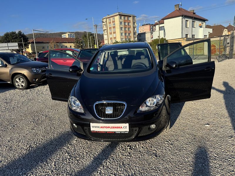 Seat Altea XL,1.4TSi,rezervace - fotka 7 z 43