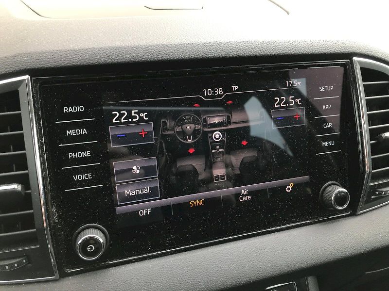 Škoda Karoq (2019) AMBITION TSI 1.5-110KW 6MP - fotka 18 z 24