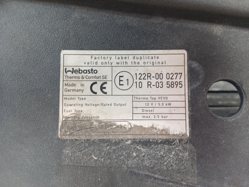 Volkswagen Touran 2.0 TDi - fotka 35 z 42