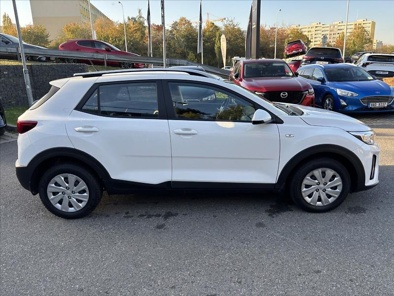 Kia Stonic 1,2 DPi Comfort ZÁRUKA CARPLAY - fotka 6 z 29