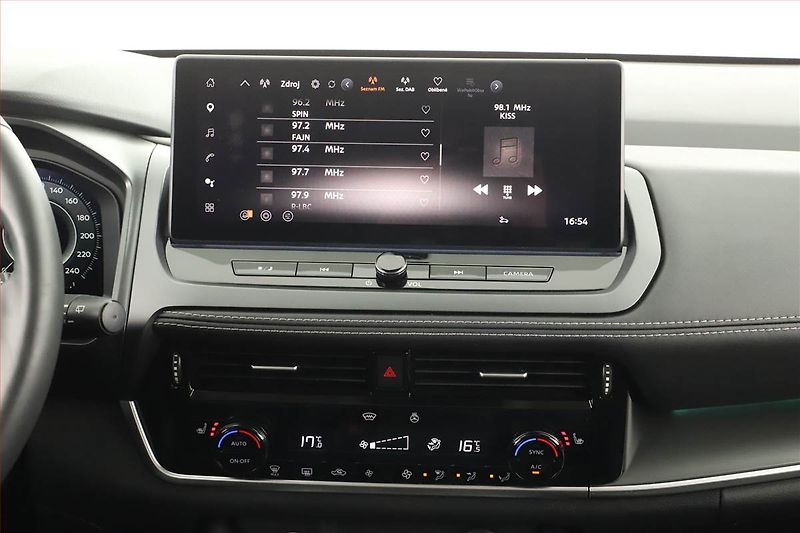 Nissan Qashqai (2025) 1.3 DIG-T MHEV, N-CONNECTA - fotka 9 z 18