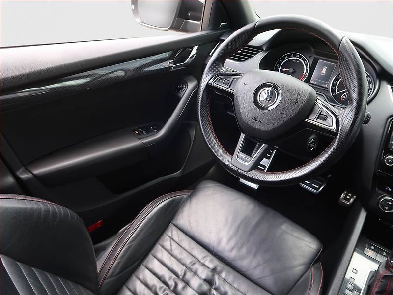 Škoda Octavia (2013) RS 2.0 TDI, Automat, Navi - fotka 7 z 19