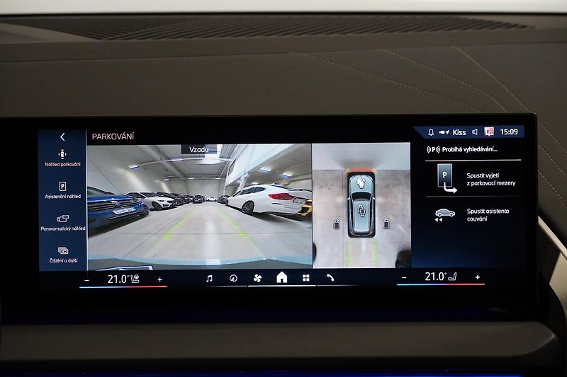 BMW X3 Xdrive20d,M-paket,ČR,HUD,Tažné - fotka 26 z 37