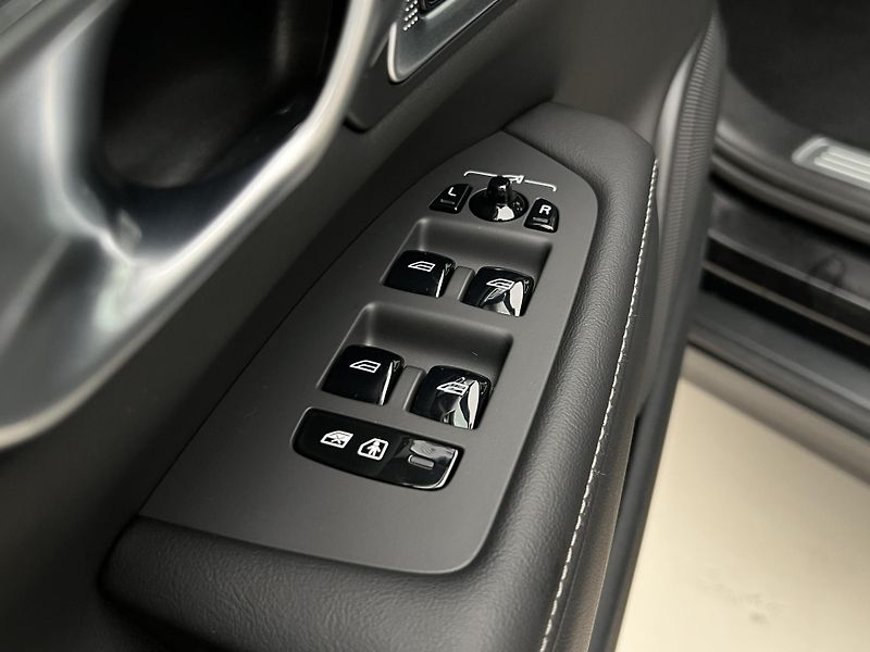Volvo V90 CC B5 AWD ULTIMATE BRIGHT AUT - fotka 47 z 48