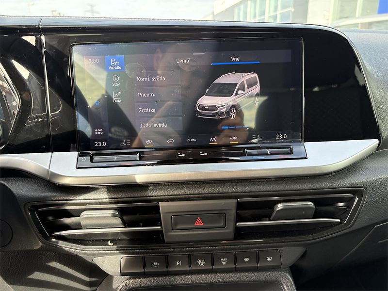 Ford Tourneo Connect (2026) Titanium, Tourneo, 2.0 EcoBlue - fotka 18 z 19
