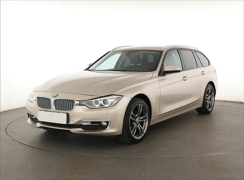 BMW Řada 3 (2014) 320 d xDrive, 4X4, Automat - fotka 2 z 20