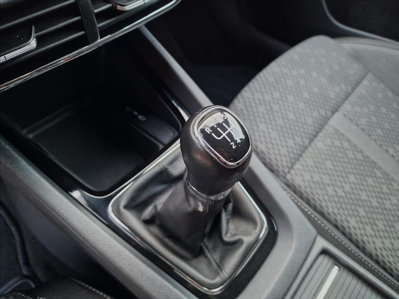 Škoda Octavia 2.0TDI Style, původ ČR,1.Maj. - fotka 35 z 50
