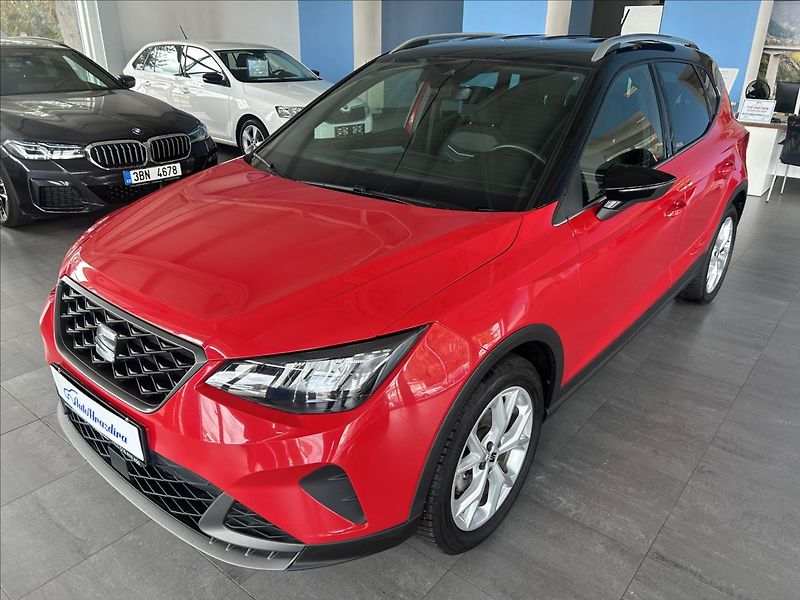 Seat Arona 1,0   TSI 85kW,FR,SERVISKA,1.M - fotka 3 z 26