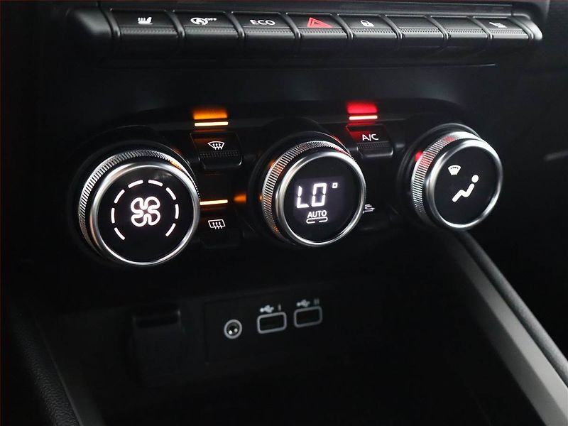 Mitsubishi Colt (2024) Intense 1.0 Turbo, Serv.kniha - fotka 12 z 14