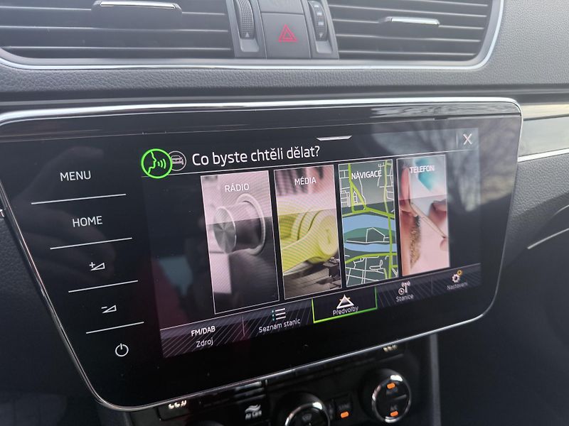 Škoda Superb (2023) 2,0tdi 147kw L&K 4x4 DSG - fotka 62 z 80