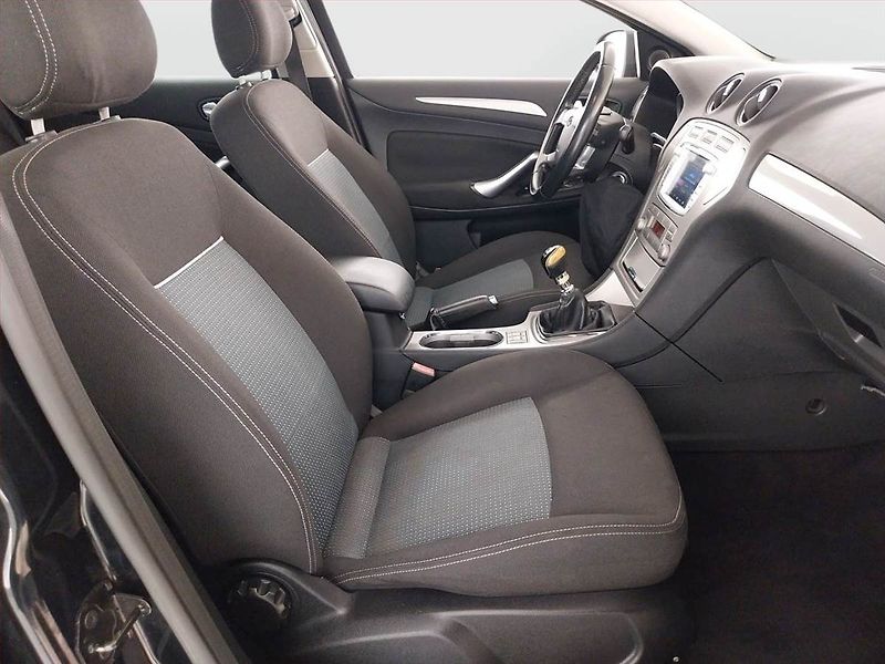 Ford Mondeo (2009) 2.0 TDCi, nová STK, udržované - fotka 9 z 19