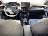 Peugeot 2008 (2021) 1.2PT, Allure - náhled 8