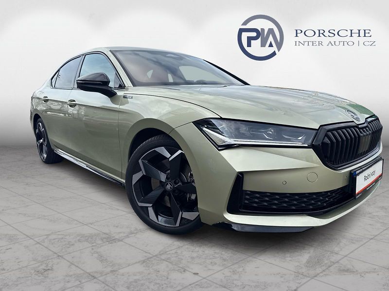 Škoda Superb Sportline 2.0TSI 195kw DSG 4x4 - fotka 6 z 29