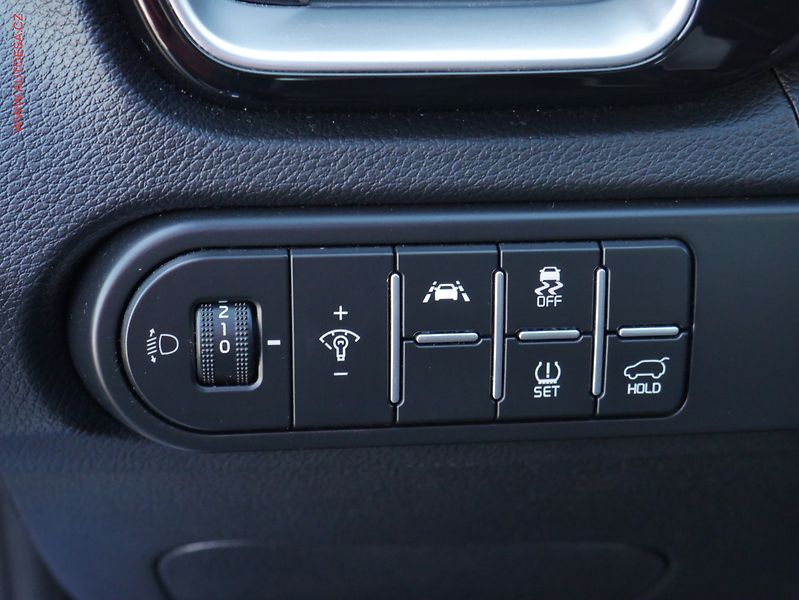 Kia XCeed (2021) 1.6 T-GDi, ČR, AT, LED, navi - fotka 24 z 27