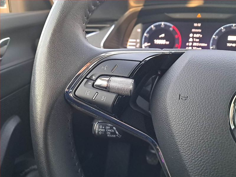 Škoda Octavia (2022) 2.0 TDI - fotka 15 z 18