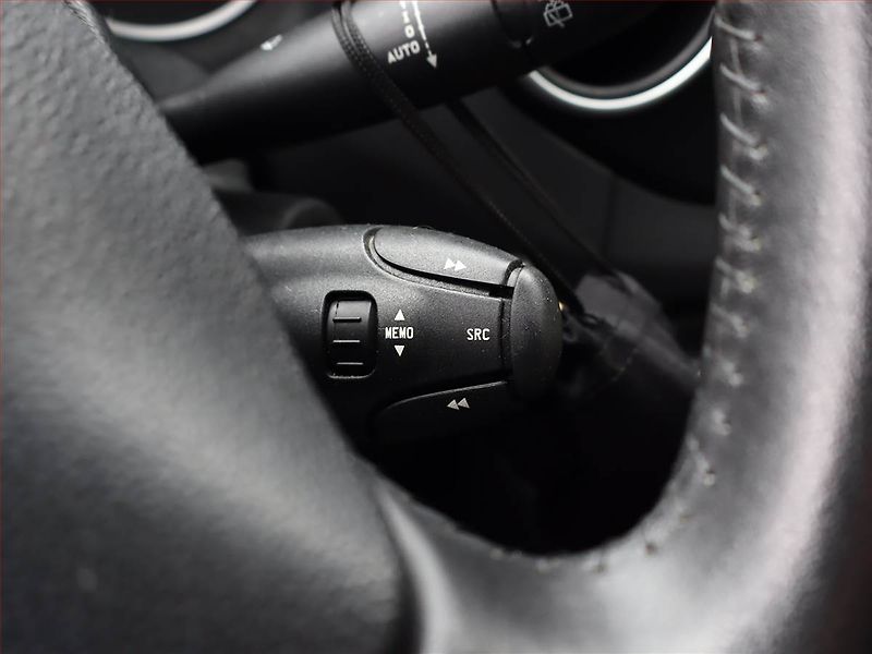 Citroën Berlingo (2018) Shine 1.6 BlueHDi, 5Míst, ČR - fotka 15 z 15