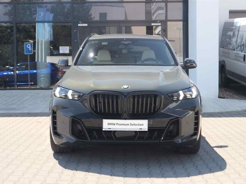 BMW X5 - fotka 2 z 10