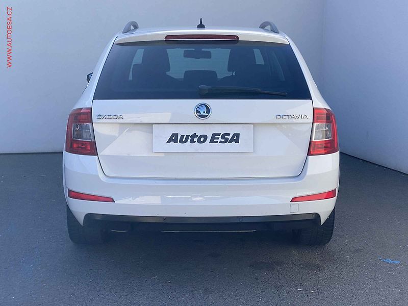 Škoda Octavia (2015) 2.0 TDi, Elegance, DSG - fotka 5 z 19