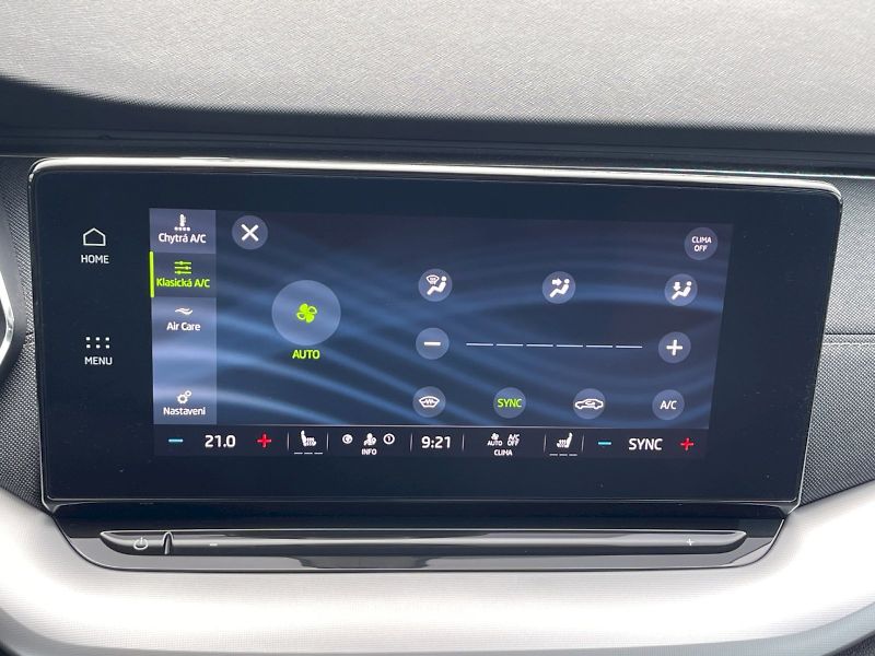 Škoda Octavia (2023) 1.5 eTSI 110kW m-Hev DSG Style - fotka 20 z 35
