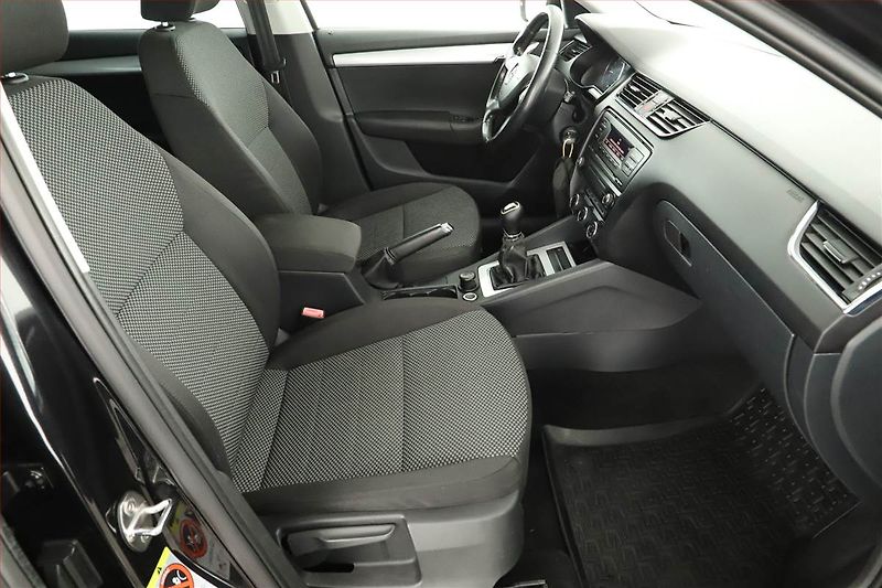 Škoda Octavia (2013) 1.6 TDI, Tempomat - fotka 7 z 12