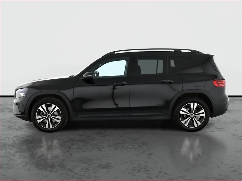Mercedes-Benz GLB (2025) 200 d, Progressive, Navi - fotka 3 z 24