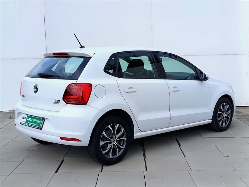 Volkswagen Polo 1,4 TDi Klima Alu kola - fotka 6 z 33