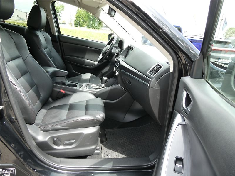 Mazda CX-5 2,5 Skyactiv 141kW AWD automat - fotka 24 z 42