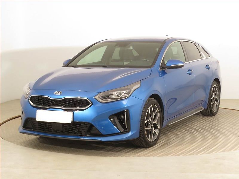 Kia Pro_Ceed (2019) GT-Line 1.4 T-GDI, Serv.kniha - fotka 2 z 17